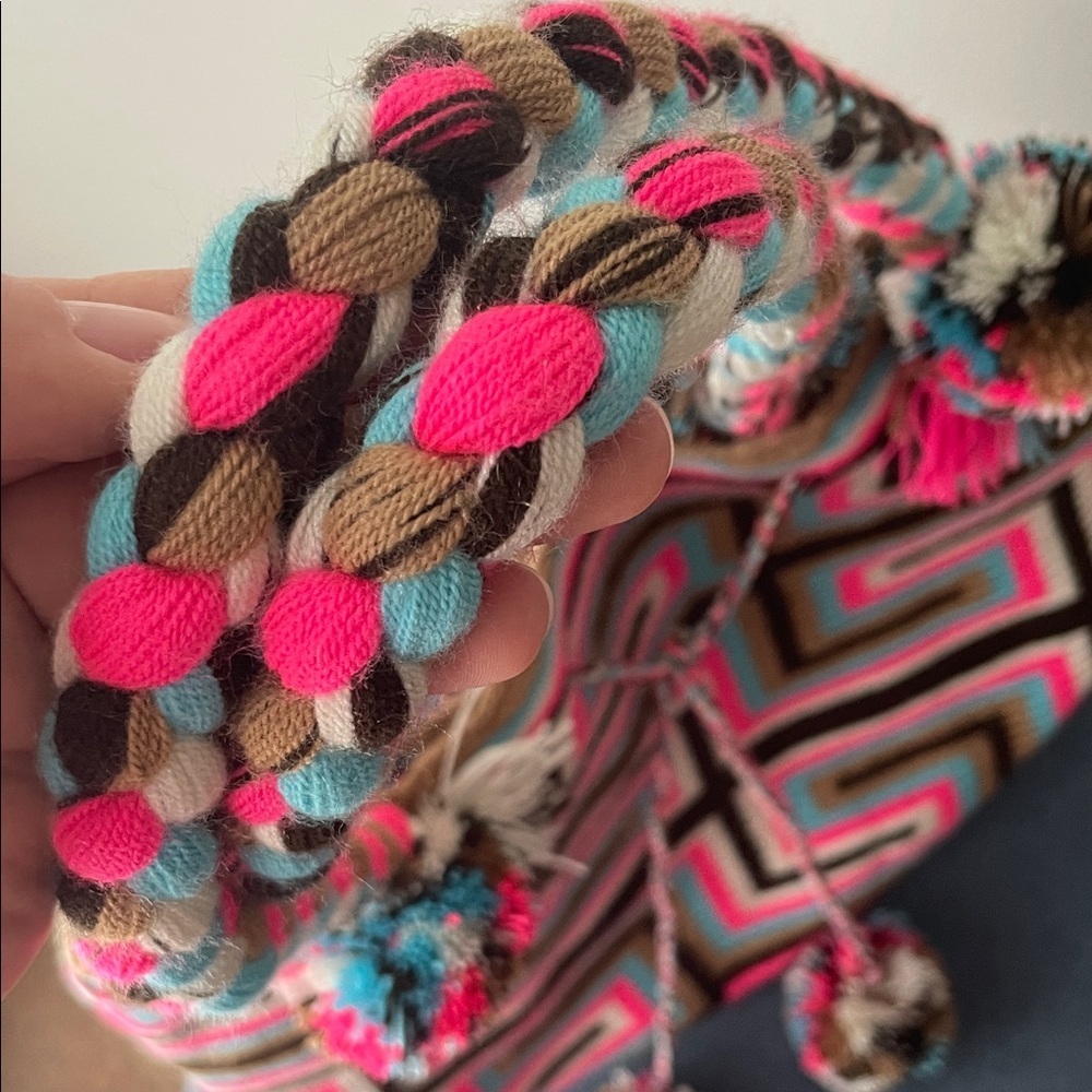 Colombian 🇨🇴 Colorful handmade Patterned Shoulder Bag - Picture 2 of 4
